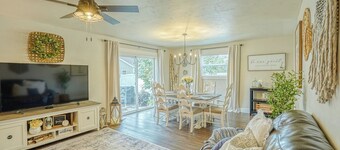 Close to Glacier Park! 4 Bedroom, 2 bath Family and Pet Friendly Comfy Home