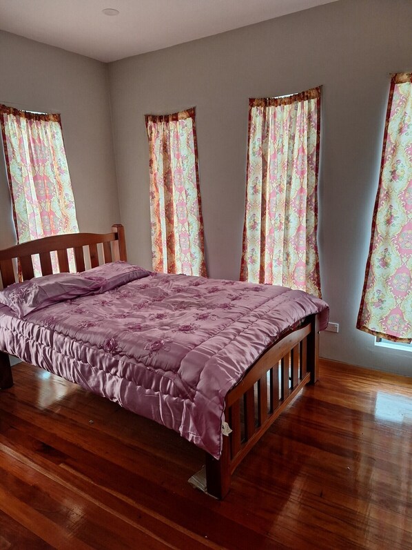 1 bedroom, iron/ironing board, WiFi - 1 bedroom fully furnished flat  (Suva)