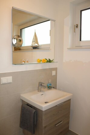 Imagen sin descripción, 5 de 16, botón