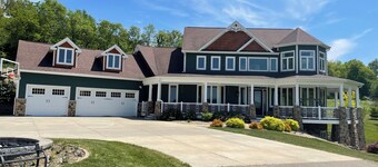 Luxurious Country Retreat
