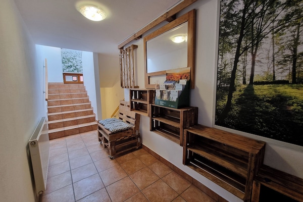 Ferienwohnung Gschwendt mit Balkon-Eingangsbereich