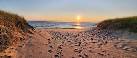 Chaise longue, serviettes de plage