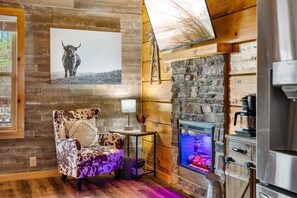Interior - Rustic Mountain Retreat by Ghosal Luxury Lodging (Sevierville)