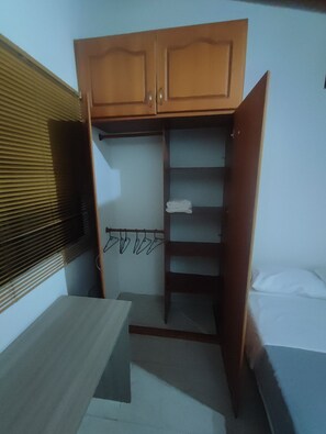 1 bedroom, WiFi, bed sheets - Linda suite laureles Medellín 206 Friendly (Medellín)