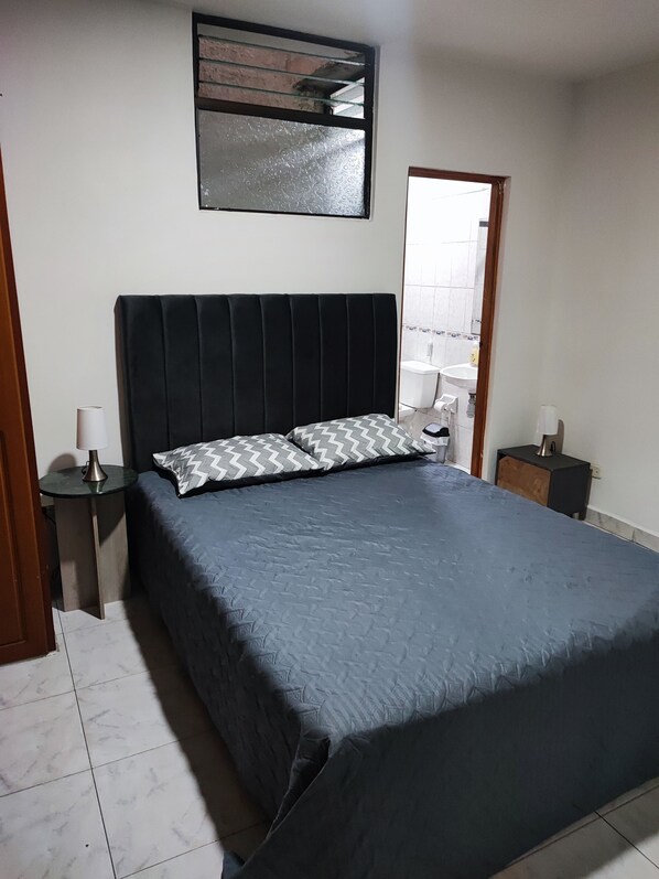 1 bedroom, WiFi, bed sheets - Linda suite laureles Medellín 206 Friendly (Medellín)