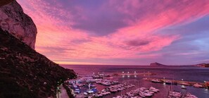Marina - Ifach Marina Frontline Retreat in Calpe Spain 3 bedroom/2.5 bath with ocean view (Calpe)