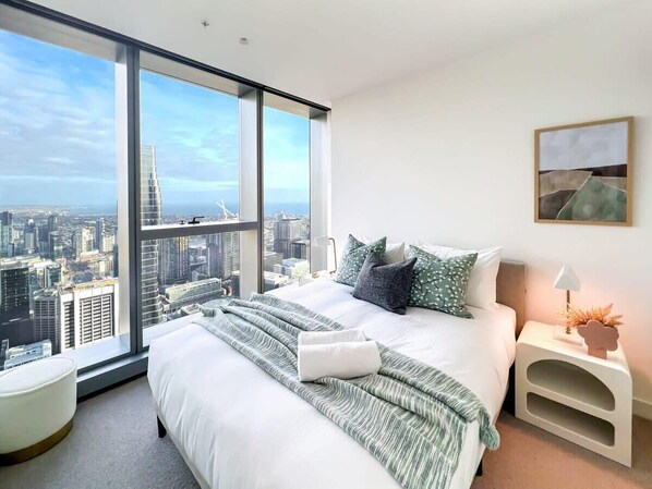 2 bedrooms, desk, iron/ironing board, WiFi