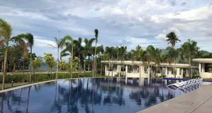 3 Bedrooms Bedroom Near Beach Big Pool