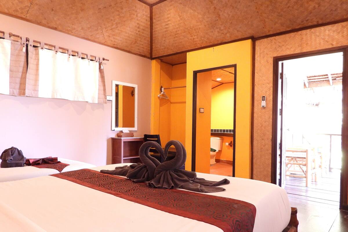 Bungalow Standard, 1 chambre, vue piscine, vue mer