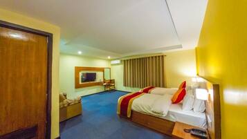 Deluxe Double or Twin Room | 1 bedroom, soundproofing, free WiFi