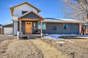 House (3 Bedrooms) | Interior - Beautiful Livingston Home w/ Mountain Views (Livingston)