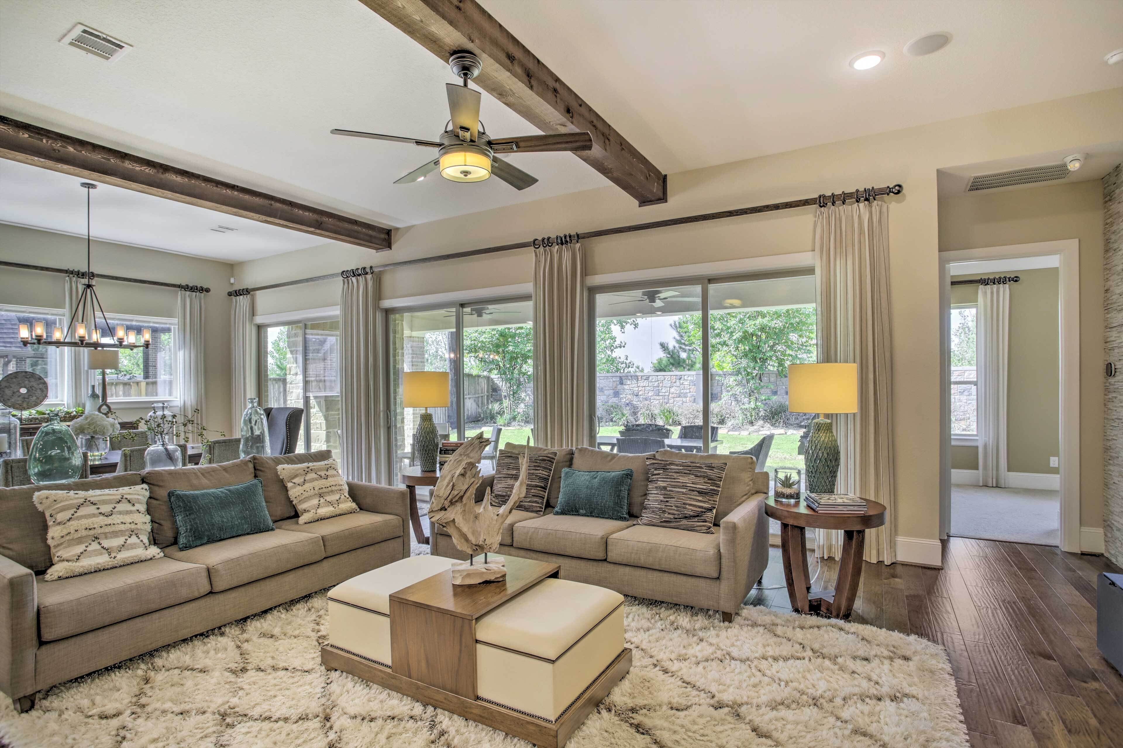 House (4 Bedrooms) | Interior