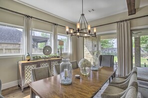 House (4 Bedrooms) | Interior