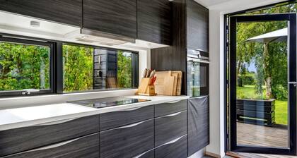 "Yukon" - 150m from the sea by Interhome