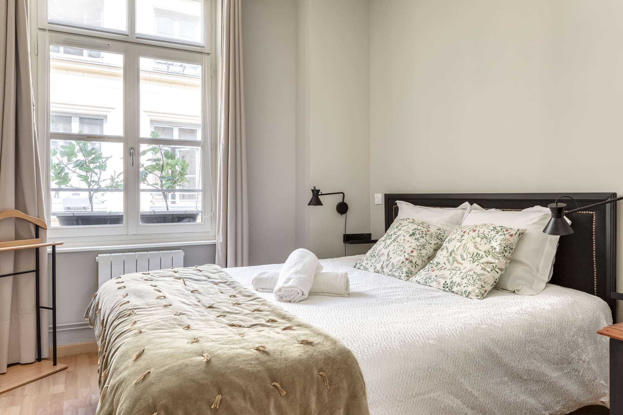 2 habitaciones, escritorio, wifi y ropa de cama 