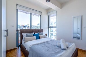 2 chambres, fer et planche à repasser, Wi-Fi, draps fournis