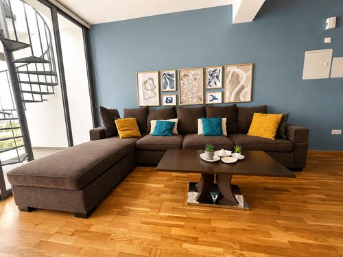 ★ Jay`s Penthouse 2-BR Apt W/ Terrace in Larnaca