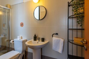 Hair dryer, towels