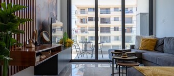 Flair 1-Bedroom Apartment in Larnaca