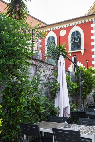LA CASETTA ancient dwelling in the historic center with hidden garden