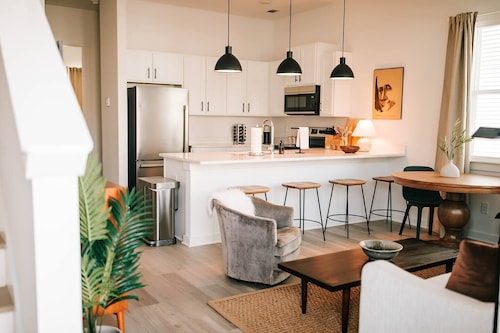 Luxe 3BR Stay by MHM Luxury Properties