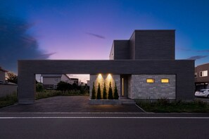 Exterior - THE PRESTIGE (Asahikawa)