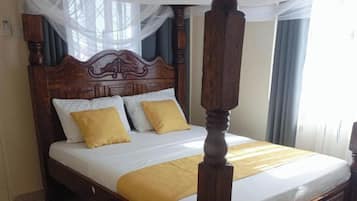 1 bedroom, free WiFi, bed sheets