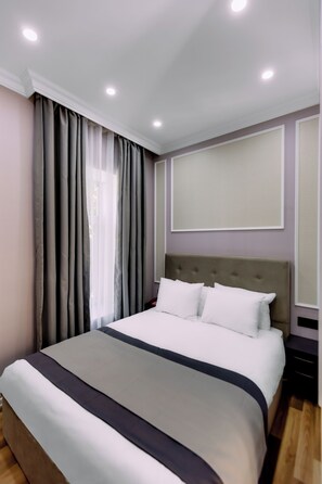 Standard Quadruple Room - Hillside City Center Hotel (Baku)
