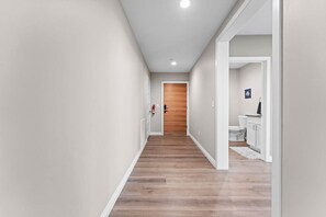 Interior - The W Loft Penthouse with Pool Gym 2 Balconies (Wyandotte)