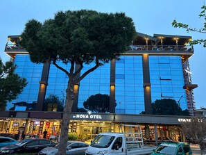 Façana frontal de l'allotjament