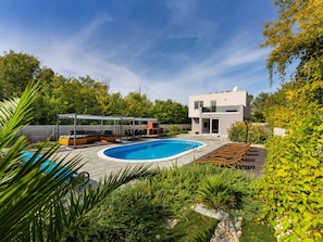Beheizter Pool