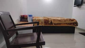 Deluxe Triple Room | Free WiFi, bed sheets