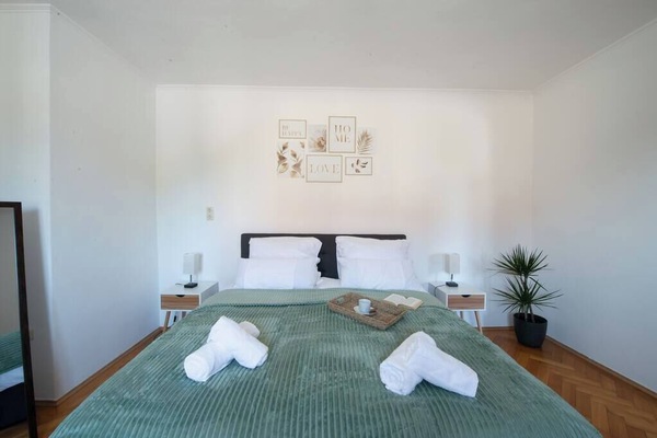 Bequemes Boxspringbett 180cm x 200cm