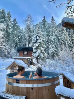 อ่างสปากลางแจ้ง