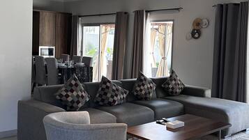 3 Bedroom Villa With Private Swimming Pool | Living area