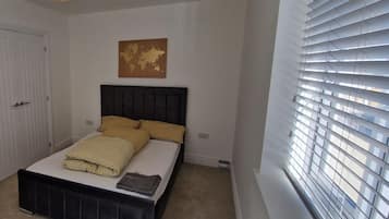 4 camere, ferro/asse da stiro, Wi-Fi gratuito, lenzuola