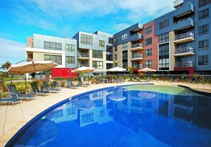Outdoor pool - Club Wyndham Lakes Entrance (Lakes Entrance)