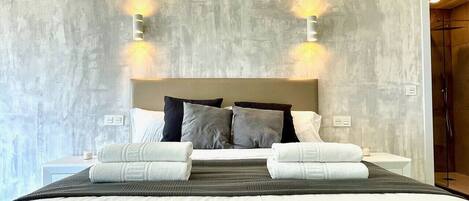 3 室のベッドルーム、アイロン / アイロン台、インターネット、ベッドシーツ