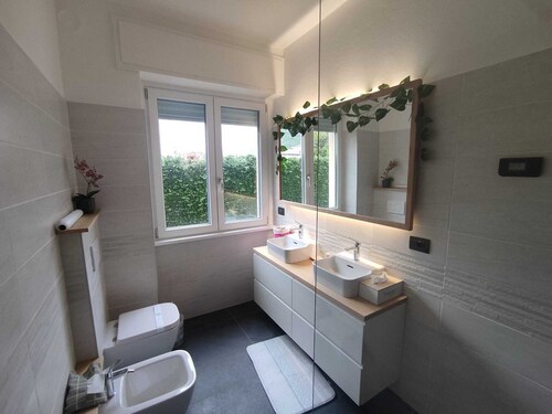 Holiday apartment Tirano, station and services: the base for Valtellina 