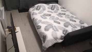 1 habitación, cuna de viaje, wifi gratis y ropa de cama