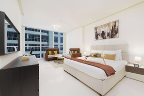 อพาร์ทเมนท์ | 3 ห้องนอน, ตู้นิรภัยในห้องพัก, โต๊ะทำงาน, ผ้าม่านกันแสง