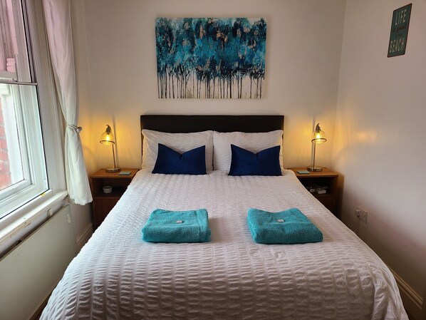 1 bedroom, iron/ironing board, travel cot, free WiFi
