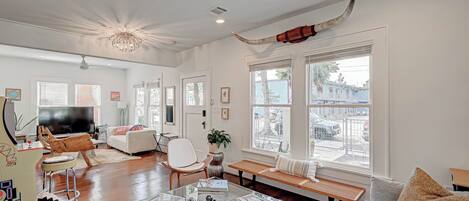 スマートテレビ、書庫