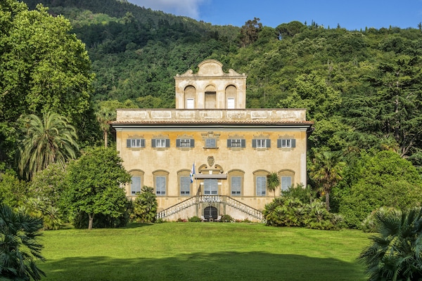Facciata della struttura