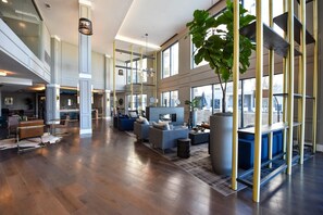 Lobby - Cozy sky house condo in the heart of the city (Atlanta)