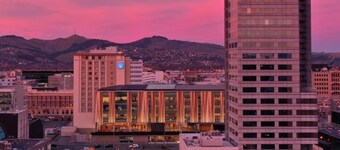 Central City Escape 1 Bed 1 Bath near Hagley Park