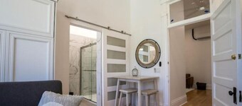 3rd & Main Studio Martini