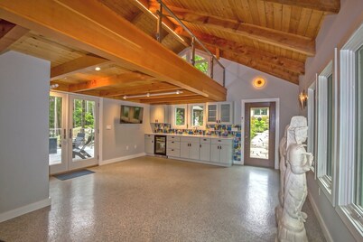 Peaceful Retreat Compound 10 Minutes to Great Barrington!
