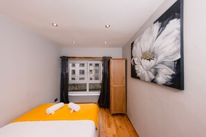 3 chambres, bureau, fer et planche à repasser, Wi-Fi