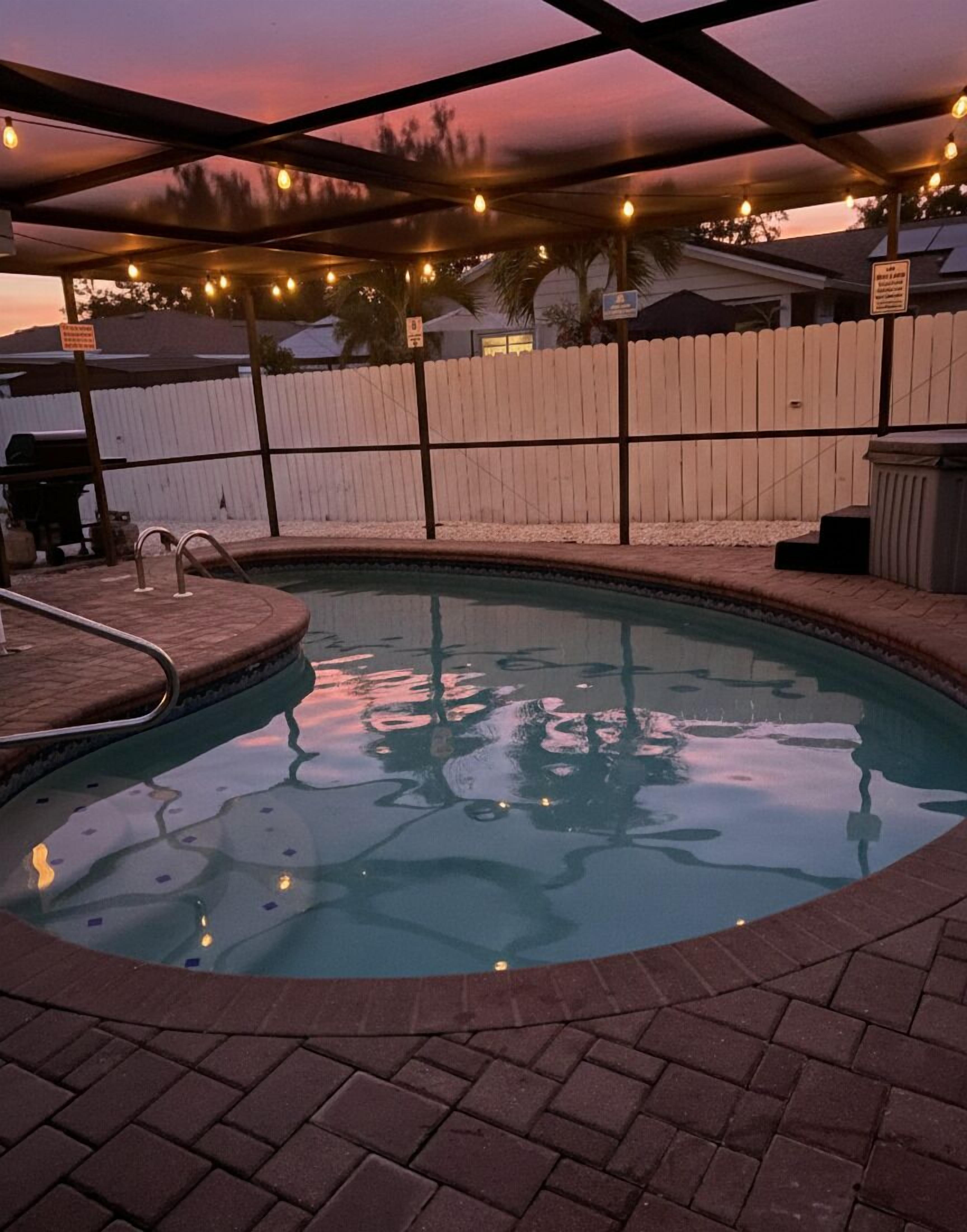 Outdoor pool, a heated pool